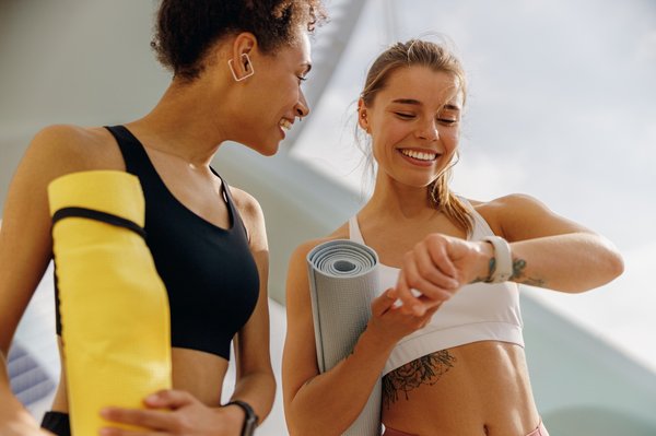 Découvrez les bracelets de montre femme : style et élégance